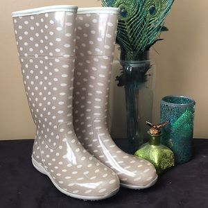 Super cute polka dot rain boots! Worn twice